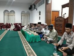 Buka Puasa Bersama Di Masjid Arrabithah, Kapolres Ende Pastikan Situasi Aman Terkendali Selama Bulan Ramadhan Hingga Idul Fitri