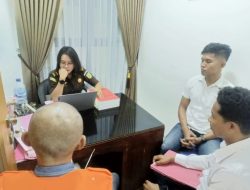 Penyidik Satreskrim Polres Ende Serahkan Tersangka CS Dan Barang Bukti Ke JPU Kejari Ende
